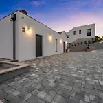 The Tinel By Interhome Zaboric