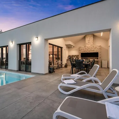 Villa The Tinel By Interhome *