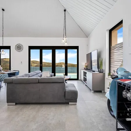 Villa The Tinel By Interhome