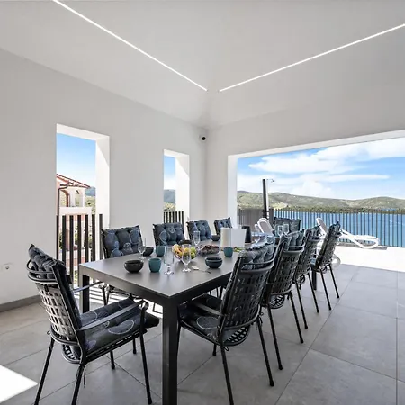 The Tinel By Interhome 扎博里克