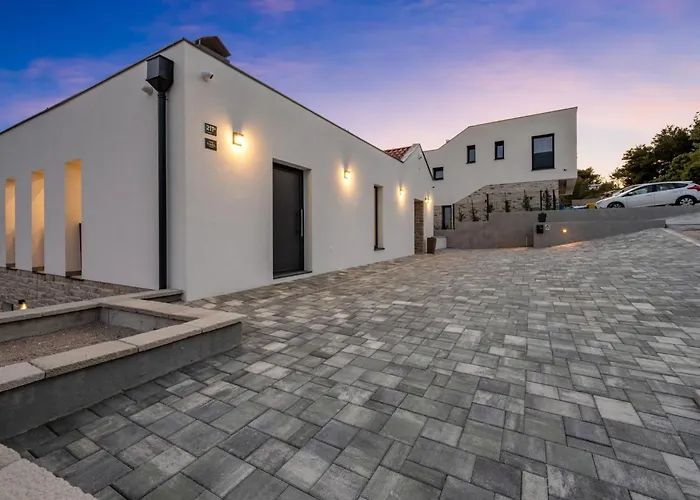 The Tinel By Interhome Žaborić